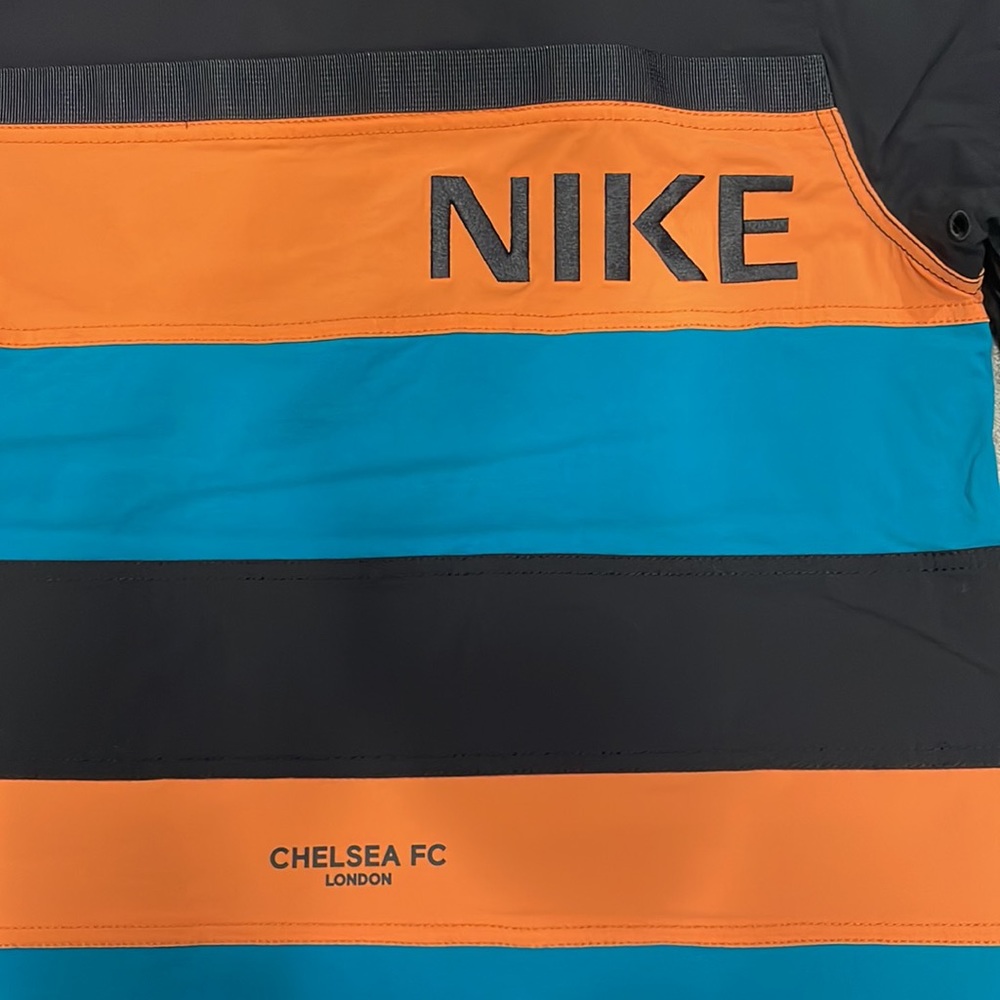 Nike Chelsea Hike Woven Jacket - Picture 13 of 14
